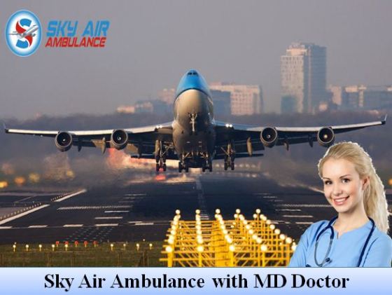 This image has an empty alt attribute; its file name is sky-air-ambulance.jpg